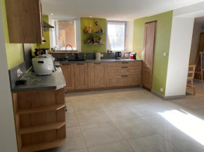Grand appartement terrasse au coeur des Bauges Le Châtelard